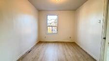 Bright 2-Bedroom Apartment with Private Rooftop Deck!! - Photo 10
