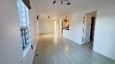 Bright 2-Bedroom Apartment with Private Rooftop Deck!! - Photo 12
