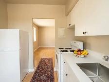 Spacious Bachelor Apartment in a Prime Location - Photo 6