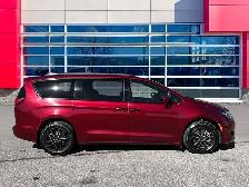 2020 Chrysler Pacifica Launch Edition | Clean Carfax | New - Photo 7