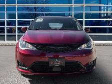 2020 Chrysler Pacifica Launch Edition | Clean Carfax | New - Photo 9