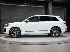 2026 Audi Q7 Progressiv | S-Line Package | Panoramic Sunroof - Photo 11