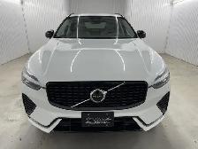 Volvo XC60 B6 Plus version foncée AWD 2023 à vendre - Photo 2