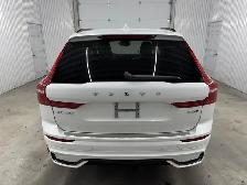 Volvo XC60 B6 Plus version foncée AWD 2023 à vendre - Photo 7
