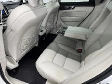 Volvo XC60 B6 Plus version foncée AWD 2023 à vendre - Photo 14