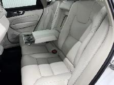 Volvo XC60 B6 Plus version foncée AWD 2023 à vendre - Photo 16