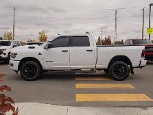 2025 Ram 2500 Big Horn Night Edition Level 1 4x4 6.7L Cummins - Photo 7