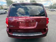 2017 Dodge Grand Caravan SXT Premium Plus 4dr Wgn SXT Premium Pl - Photo 4