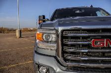 2016 GMC Sierra 2500HD SLT All Terrain Z71 | Sunroof - Photo 11