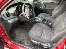 2011 Mazda MAZDA3 GX CERTIFIED!! - Photo 2