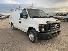 2014 Ford E-Series E-150 - Photo 2