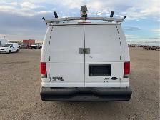 2014 Ford E-Series E-150 - Photo 6