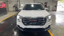 2022 GMC Terrain - Photo 2