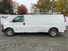 2013 Chevrolet Express - Photo 8