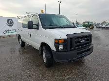 2011 Ford E-Series - Photo 3