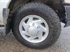 2011 Ford E-Series - Photo 19