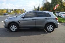 2021 Mitsubishi RVR Awc Es - Photo 2