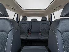 2025 Volkswagen Atlas EXECLINE LOW MILEAGE - Photo 13