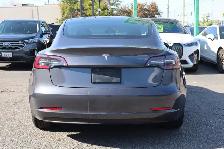 2023 Tesla Model 3 - Photo 6