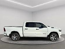2027 Ram 1500 Express | 8.4 Inch Touchscreen | Apple CarPlay - Photo 6