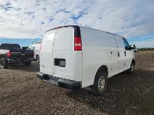 2014 Chevrolet Express - Photo 4