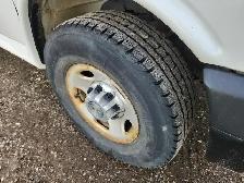 2014 Chevrolet Express - Photo 12