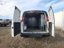 2014 Chevrolet Express - Photo 14
