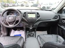 2022 Jeep Cherokee Altitude 3.2L Pentastar Vvt V6 W/Ess - Photo 8