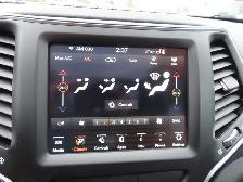 2022 Jeep Cherokee Altitude 3.2L Pentastar Vvt V6 W/Ess - Photo 26