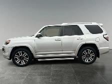 2015 Toyota 4Runner SR5 - Photo 2