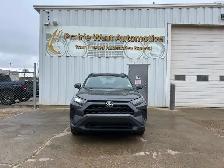 2019 Toyota RAV4 AWD LE | Remote Start | Reverse Camera - Photo 2