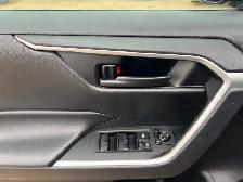 2019 Toyota RAV4 AWD LE | Remote Start | Reverse Camera - Photo 19