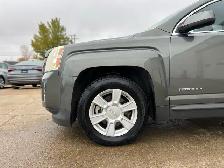 2013 GMC Terrain SLE AWD | Low KM | Reverse Camera - Photo 11