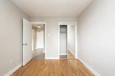 renovated one bedroom, river and gerrard - ID 1033 - Photo 5
