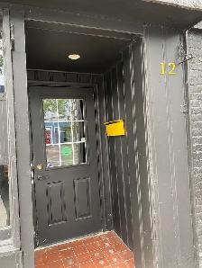 575 sf COMMERCIAL/RETAIL SPACE IN BEAUTIFUL DOWNTOWN COBOURG!! - Photo 8