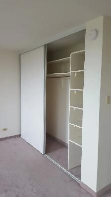 Chateau 100 - Spacious Bachelor for December - Photo 5