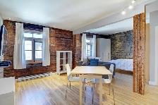 Loft studio entièrement meublé à louer Vieux-Québec juillet 2025