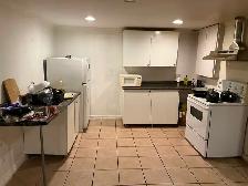 Private room in the basement of a legal basement in Guelph - Photo 3