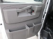 2020 GMC Savana Cargo Van RWD 2500 135' - Photo 11