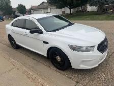 2015 Ford Taurus Police Interceptor SHO, low Kms 140050. - Photo 2