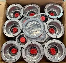 Lot of 25 x STEMCO 300-4009 BOLT-ON HUB CAP