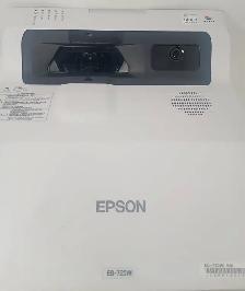 Epson EB‐725Wi Laser Ultra‐Short‐Throw Interactive Projector – 4 - Photo 5