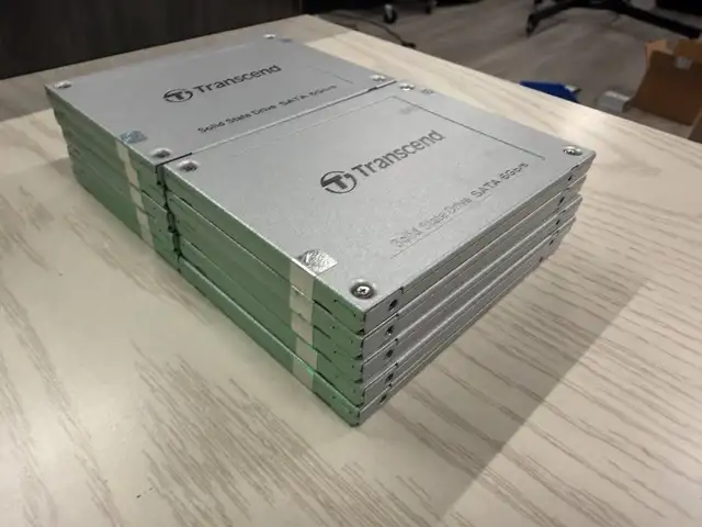 Lot of 30 x Transcend 64GB 2.5' Internal SATA 3.0 6Gb/s SSD — SS