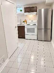 RENOVATED 3/4 BEDROOM / 2 BATHROOM BASEMENT FOR RENT IN SCARBORO - Photo 7