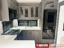 2025 FOREST RIVER ROCKWOOD SIGNATURE 281RK Fifth Wheel - Photo 6