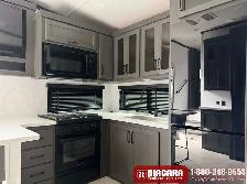 2025 FOREST RIVER ROCKWOOD SIGNATURE 281RK Fifth Wheel - Photo 7