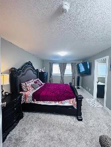 3 Bed 2 Bath Unit in Blackfalds, AB