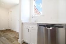 Beautifully Renovated 1 Bedroom Apartment! Available November! - Photo 7