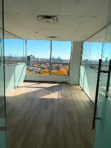2,500 sq. ft. Glass Suite - 2120 Sherbrooke est - bureau à louer - Photo 7