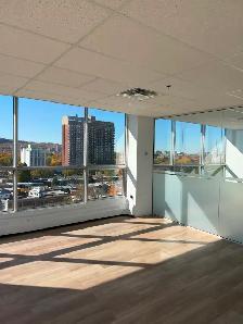 2,500 sq. ft. Glass Suite - 2120 Sherbrooke est - bureau à louer - Photo 8